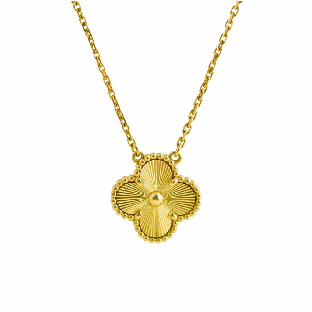 Single four leaf clover necklace