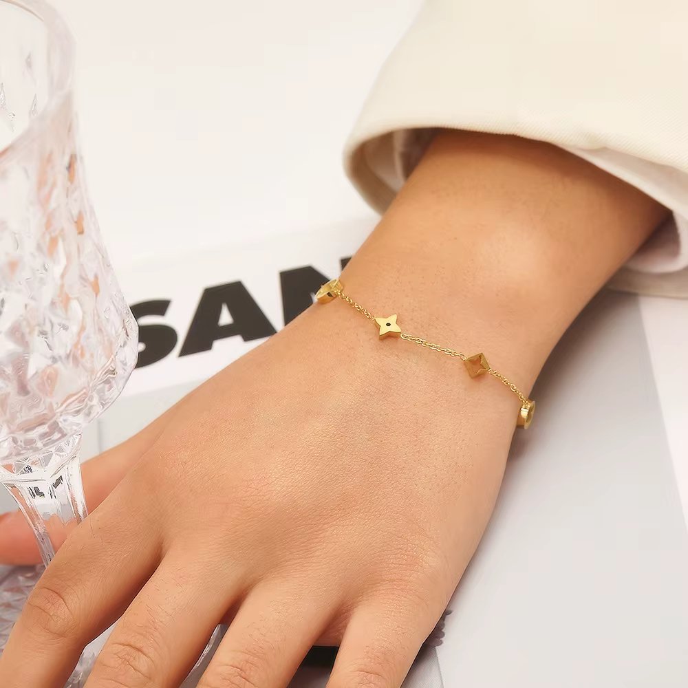 Star & Clover bracelet