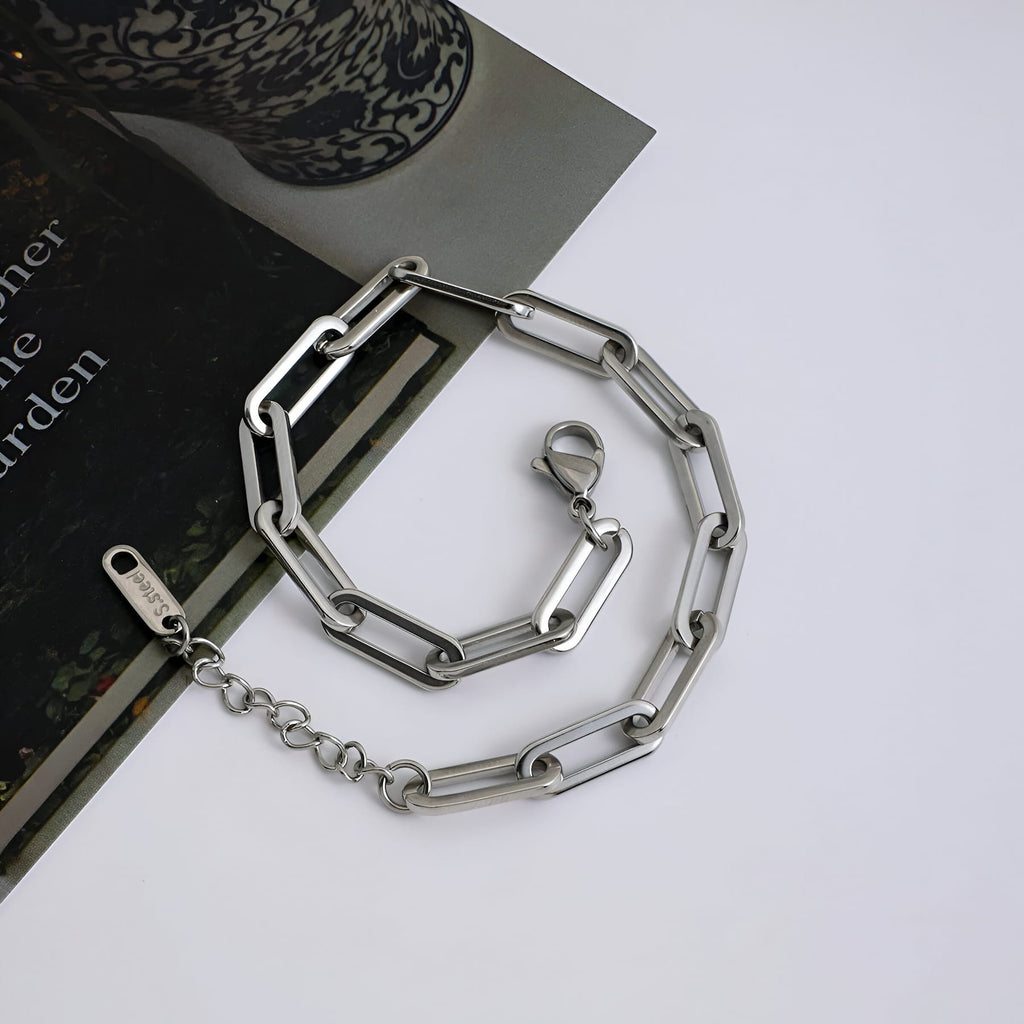 Paperclip bracelet