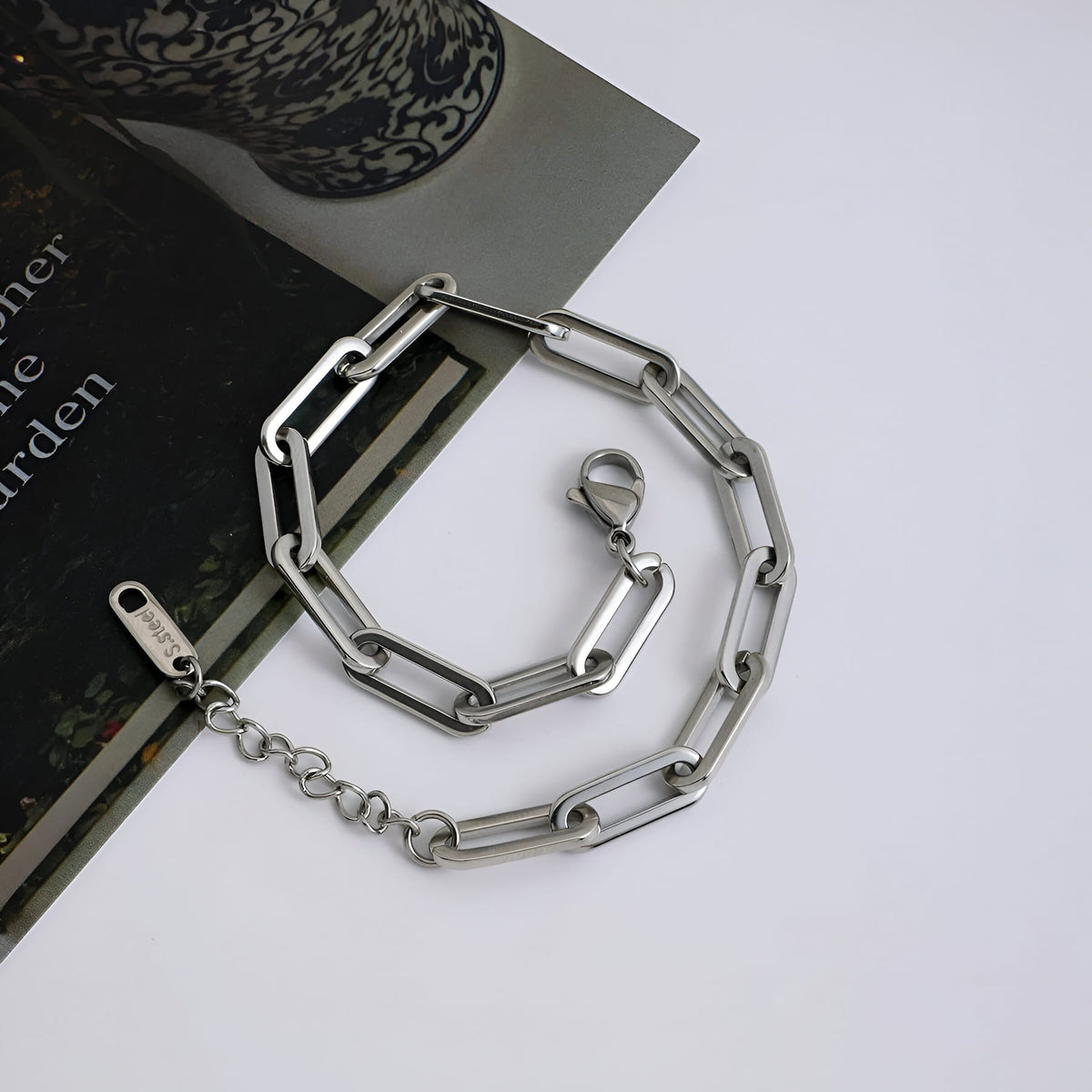 Paperclip bracelet