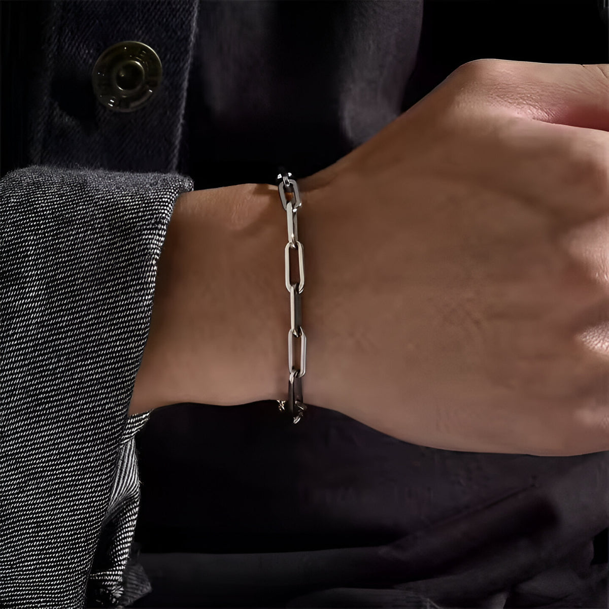 Paperclip bracelet