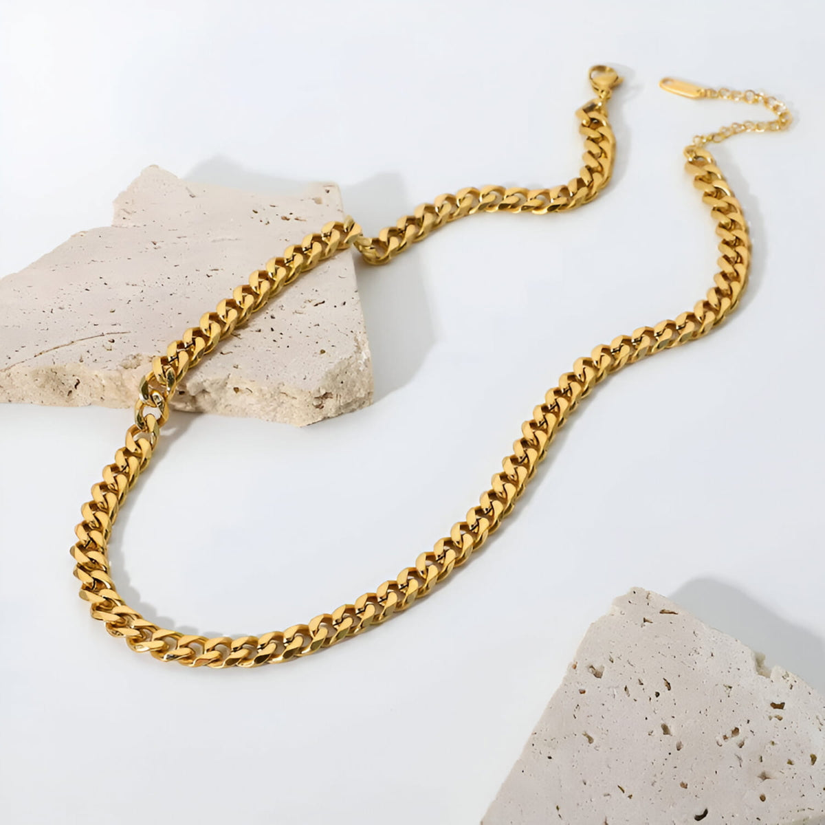 Cuban short chain necklace