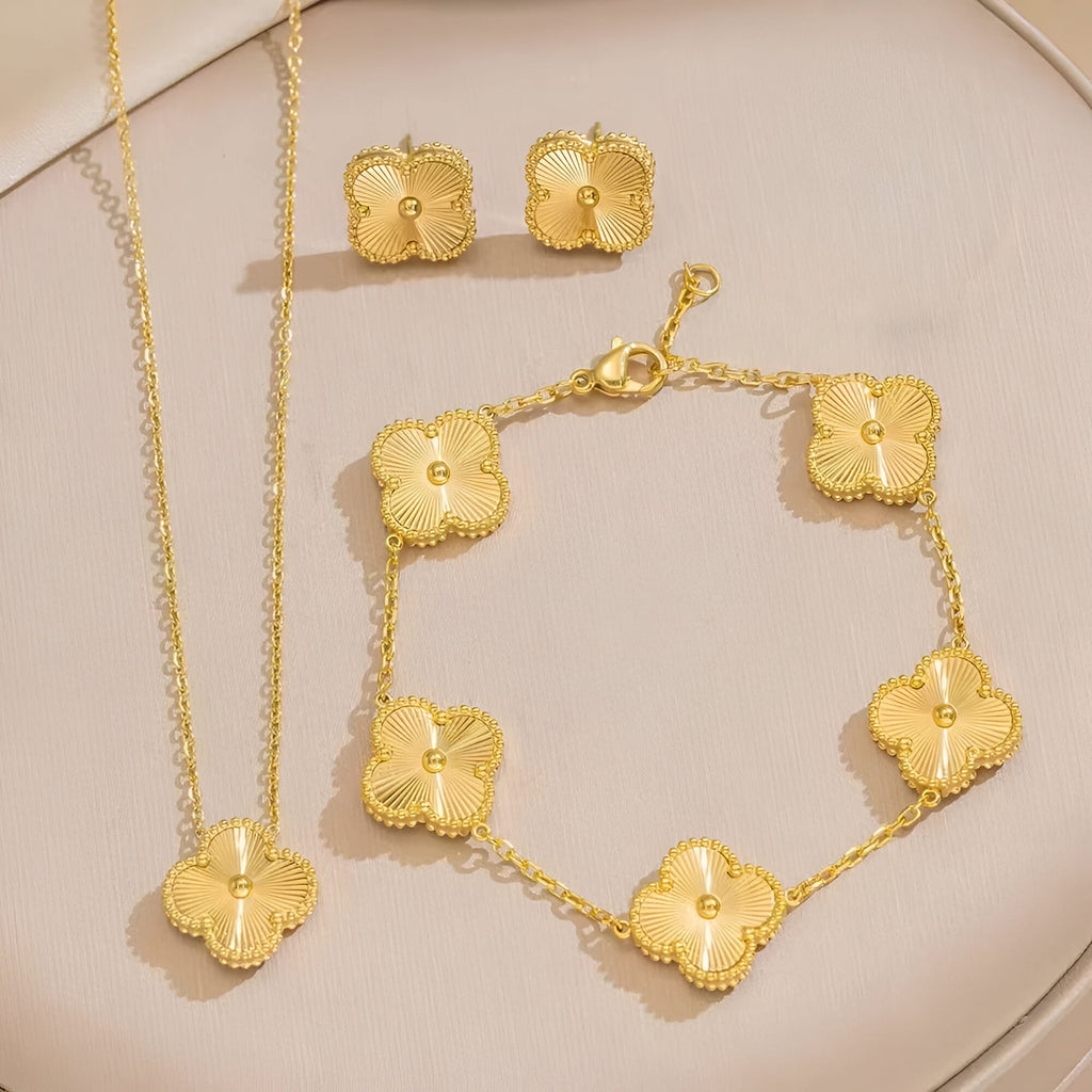Four leaf clover earrings